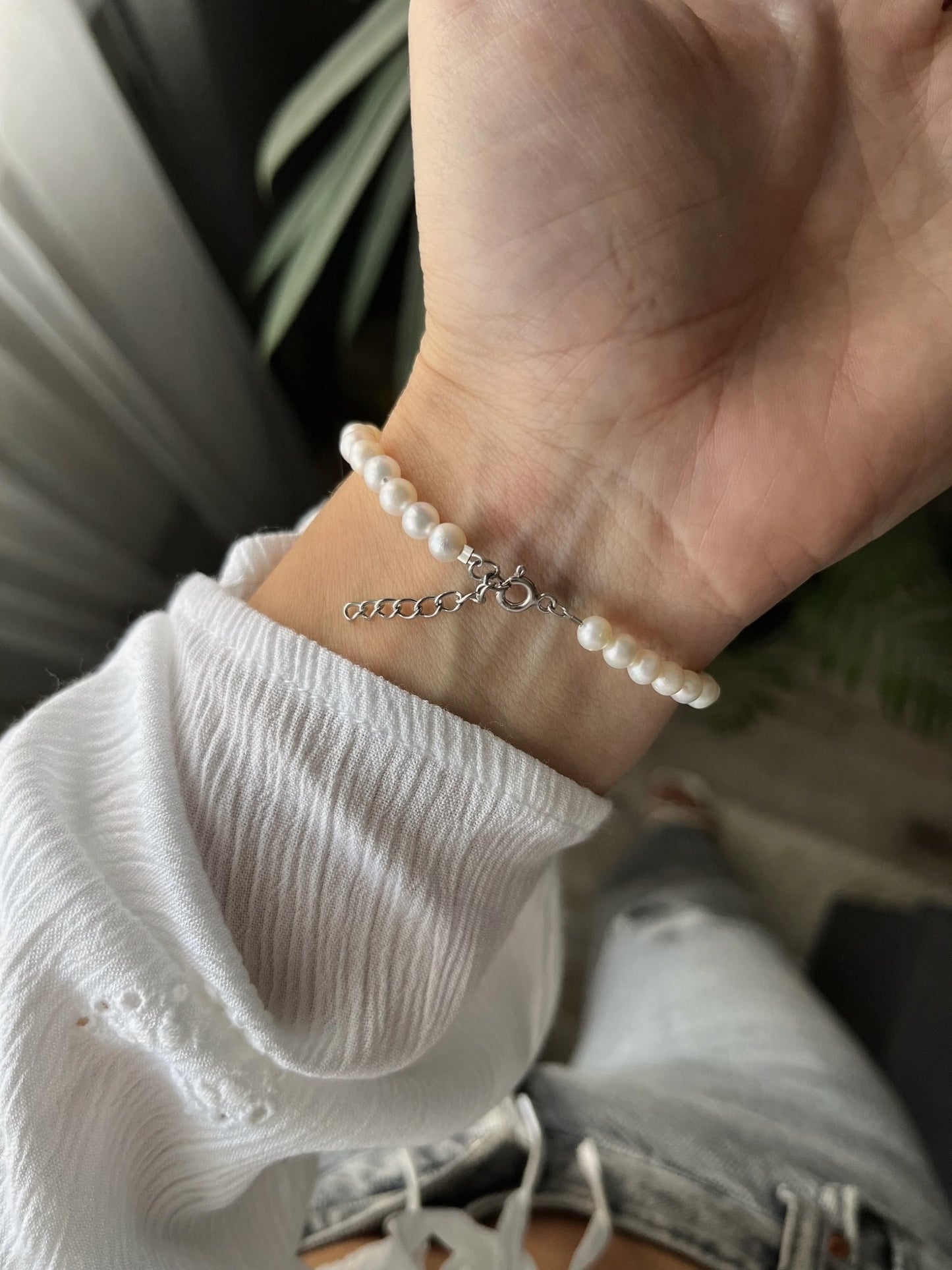 Perlový náramok